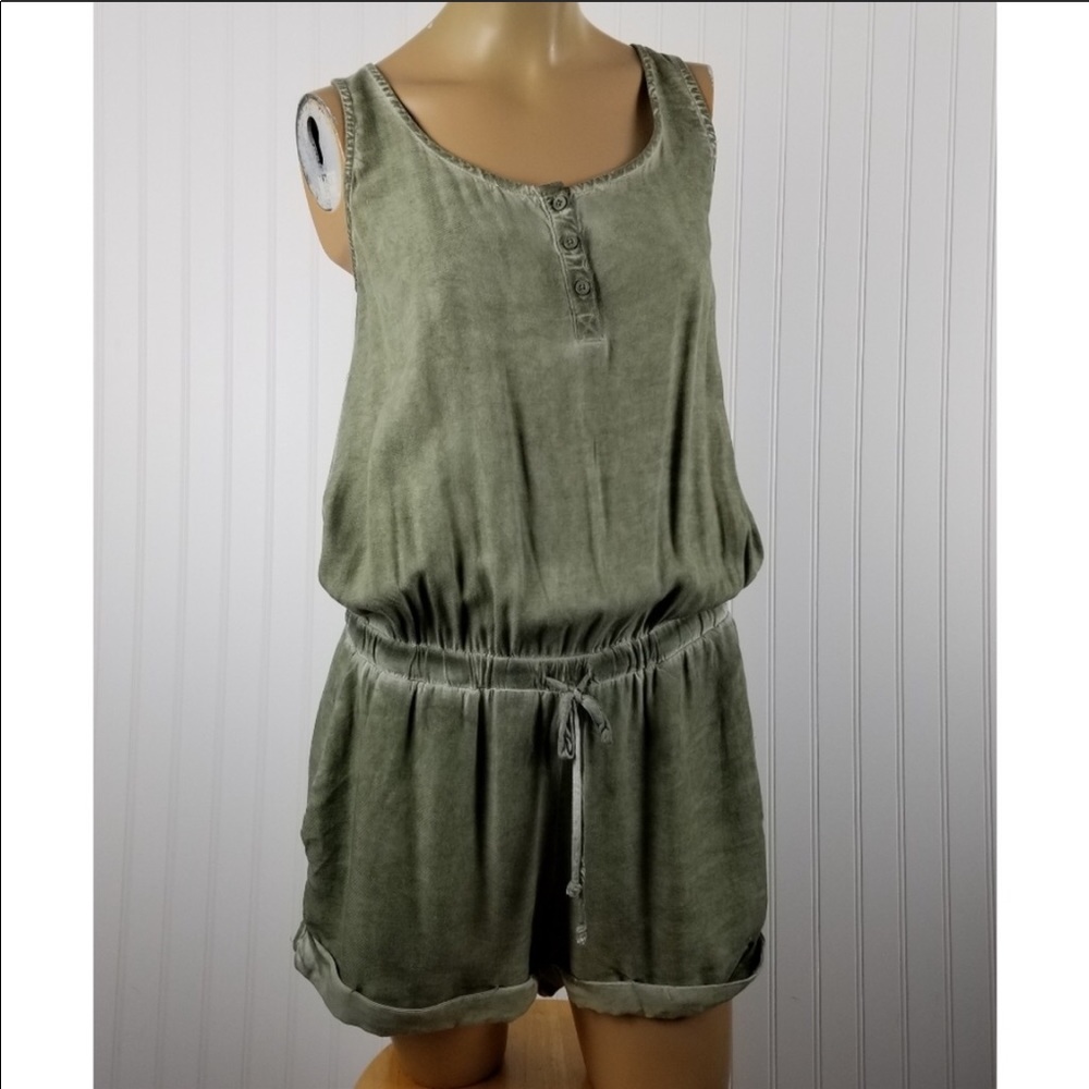 Anthropologie Cloth & Stone Green Chambray Romper